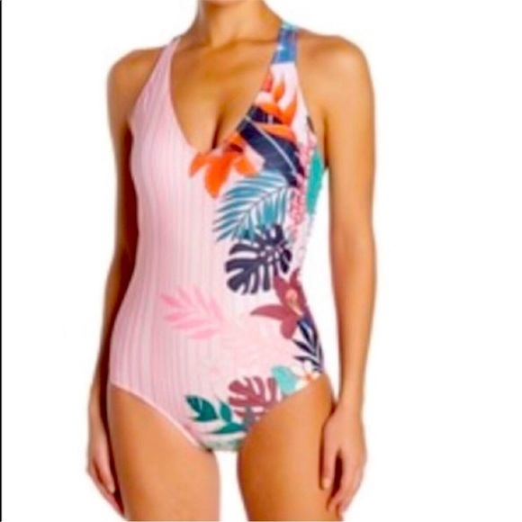 Nicole Miller Blush Floral One Piece Swimsuit Pink Size 8 NWT - Picture 1 of 11